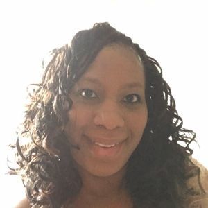 Meet your Posher, Latoyia